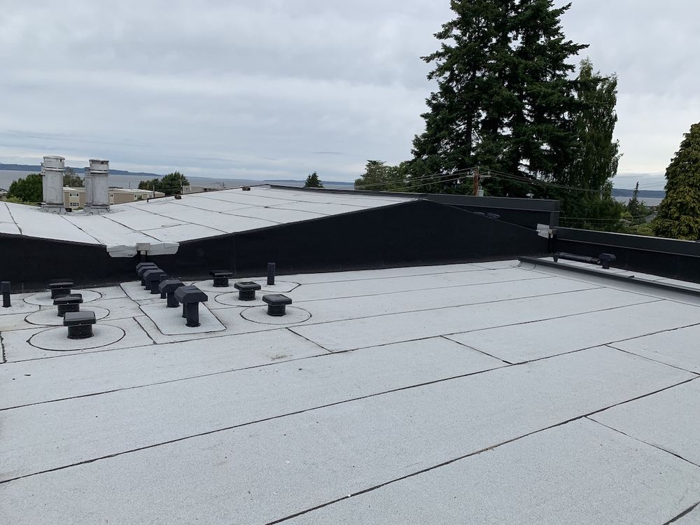 Reading a Flat Roof Moisture Survey — Homeowner Checklist