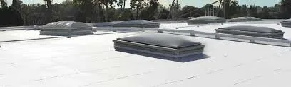 Parapet Detailing That Actually Holds — Myths and Facts