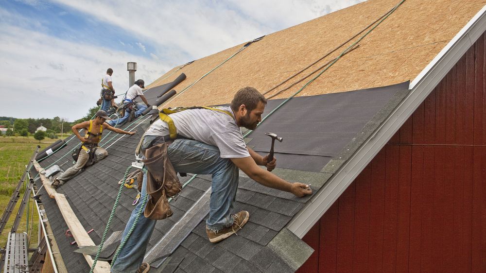 Choosing a Shingle for Los Angeles UV Load — Before You Commit