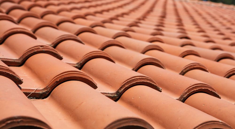 What a Tile Re-Felt Costs in Whittier — What Changed This Year