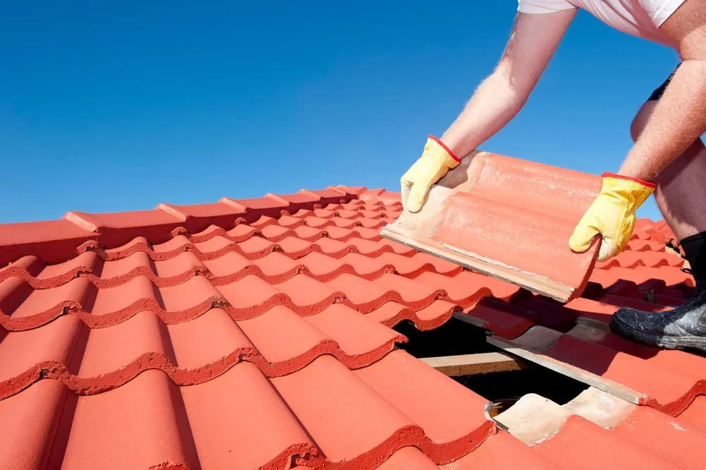 Walking a Tile Roof Without Breaking It — The Short Answer