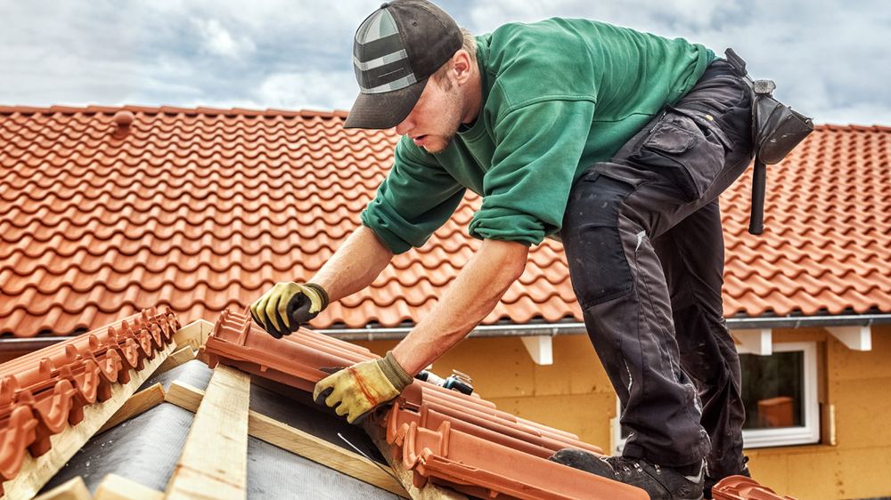 Clay vs Concrete Tile in the Whittier Climate — A Practical Guide