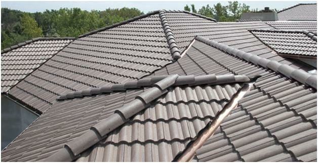 Walking a Tile Roof Without Breaking It — Seasonal Guide