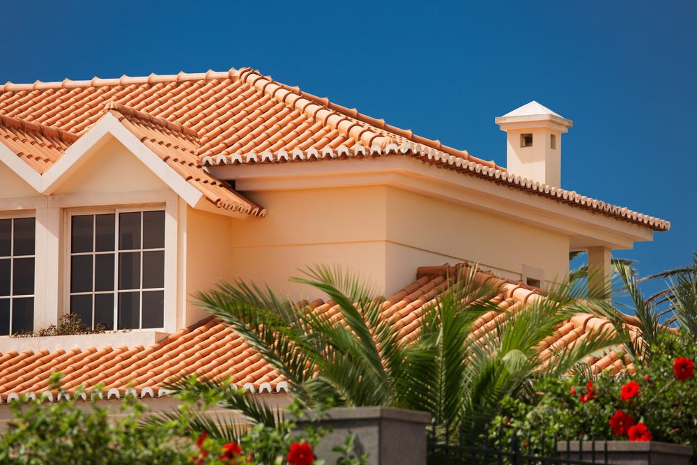 What a Tile Re-Felt Costs in LA — Seasonal Guide